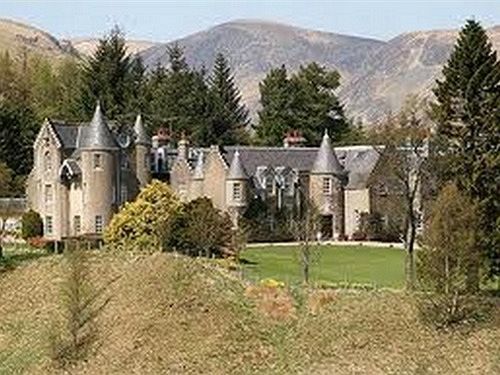 Dalmunzie Castle Летний дом Spittal of Glenshee